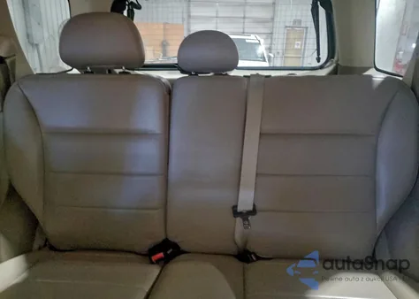 2005 Ford Escape Limited from USA, damaged, VIN 1FMCU04115KC04754